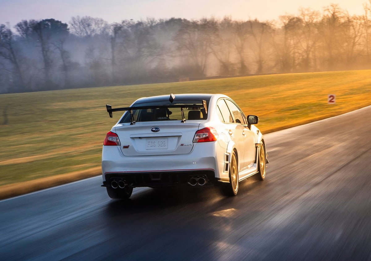 2019 Yeni Subaru WRX STI S209 Fotoğrafları