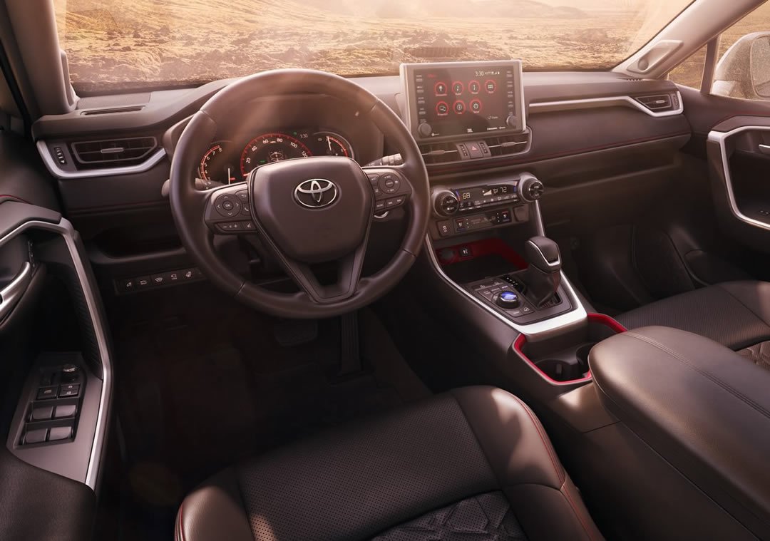 2020 Yeni Toyota RAV4 TRD Off Road Kokpiti