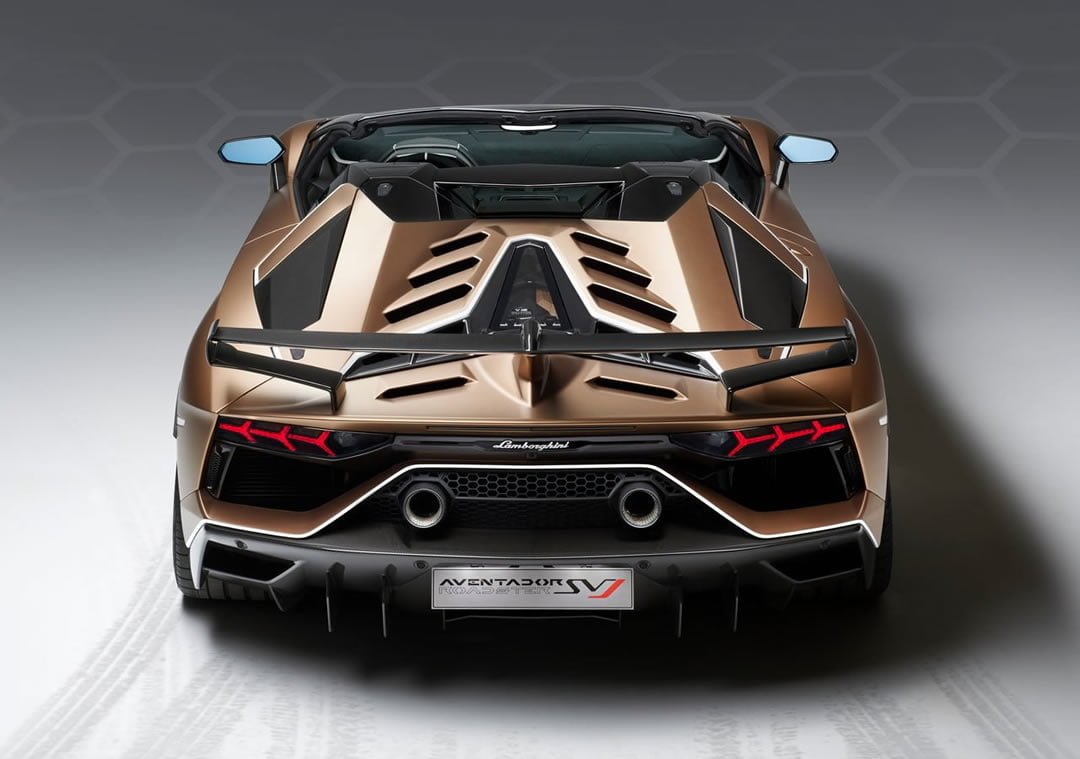 Yeni Lamborghini Aventador SVJ Roadster