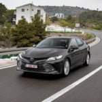 2019 Toyota Camry Hibrit Özellikleri