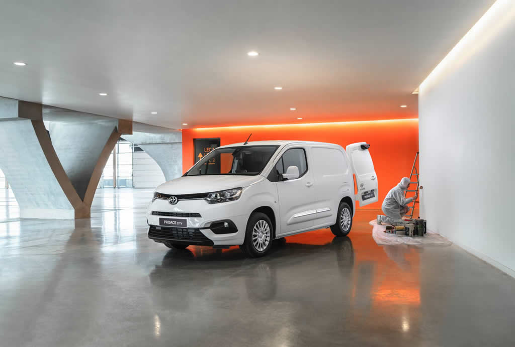 Yeni Toyota Proace City Van