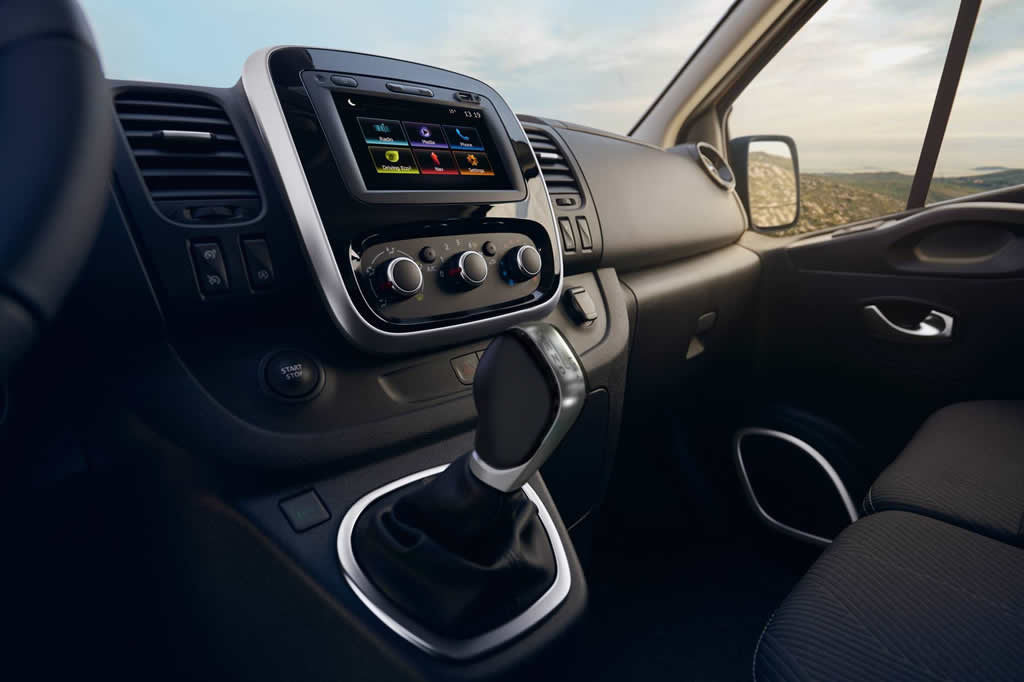 Makyajlı 2019 Renault Trafic İçi