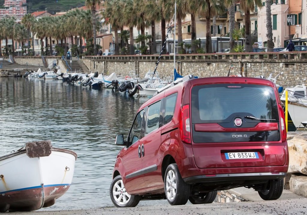 2019 Model Fiat Doblo Panorama 