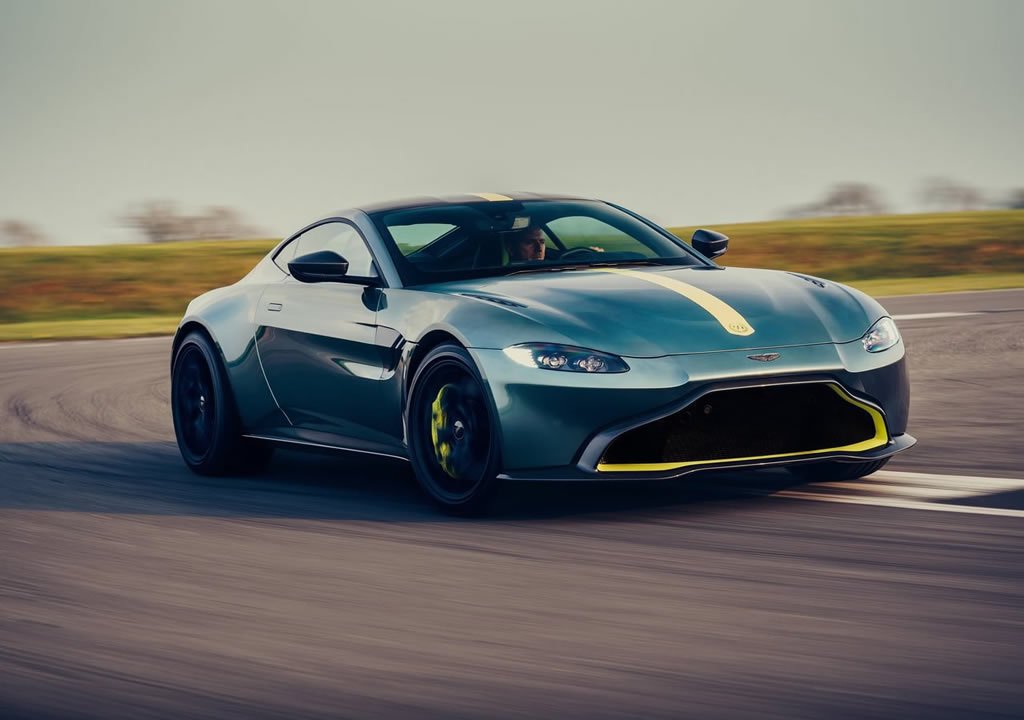 Yeni Aston Martin Vantage AMR