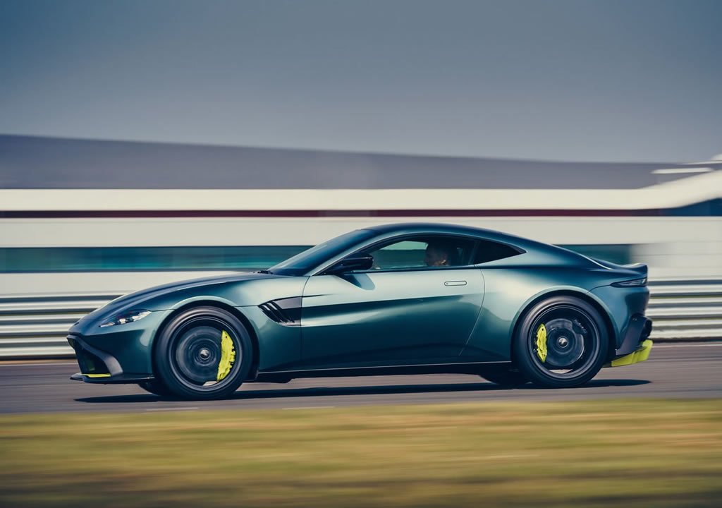 2020 Yeni Aston Martin Vantage AMR Kaç Beygir?