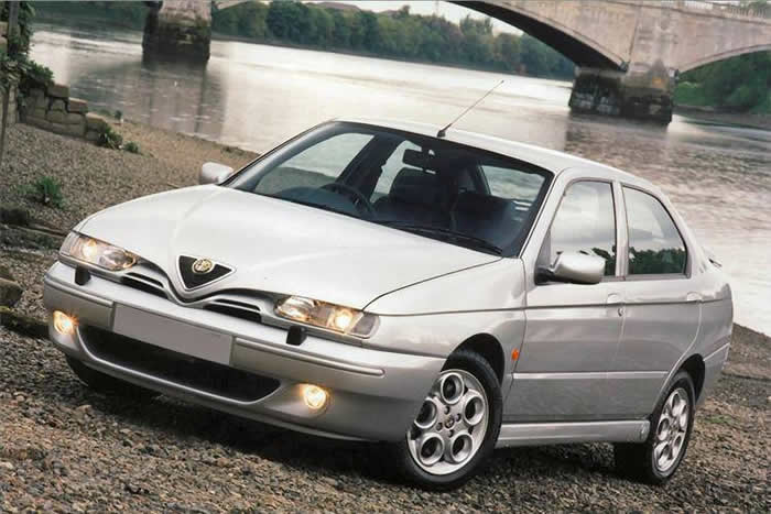 Alfa Romeo 146