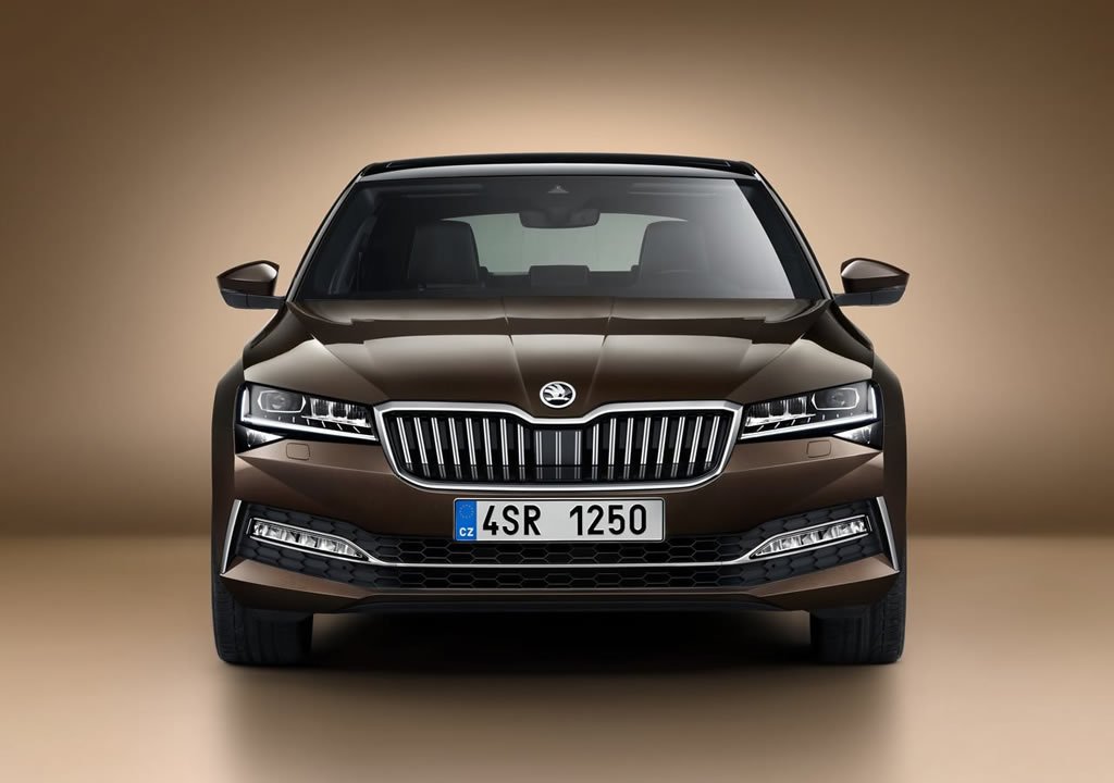 Makyajlı 2020 Skoda Superb Türkiye