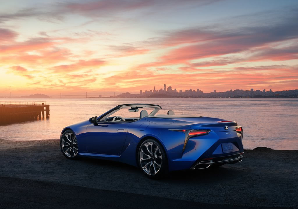 2021 Lexus LC 500 Convertible Donanımları