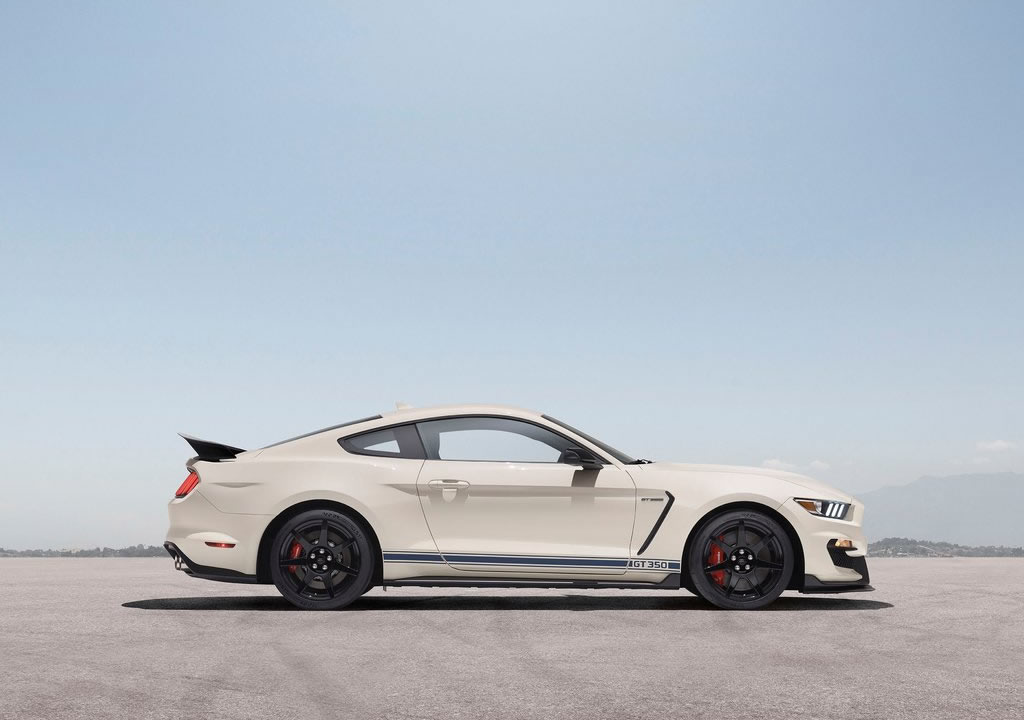 2020 Ford Mustang Shelby GT350 Heritage Edition Donanımları