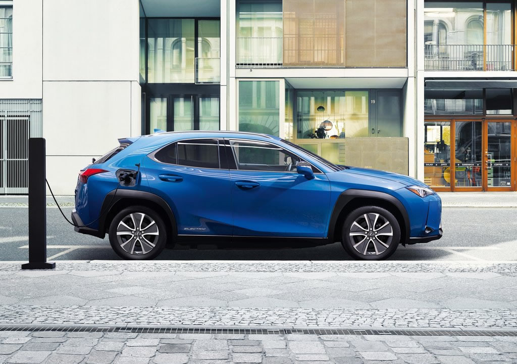 Elektrikli 2021 Lexus UX 300e Teknik Özellikleri