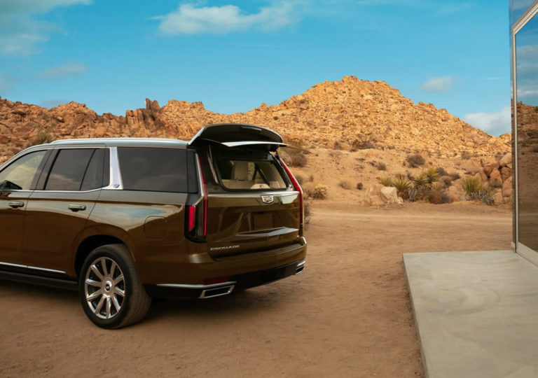 2021 Yeni Kasa Cadillac Escalade Arkası Oto Kokpit