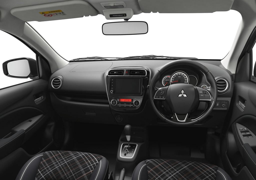 Makyajlı 2020 Mitsubishi Mirage İçi