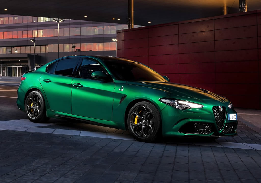 2020 Yeni Alfa Romeo Giulia Quadrifoglio