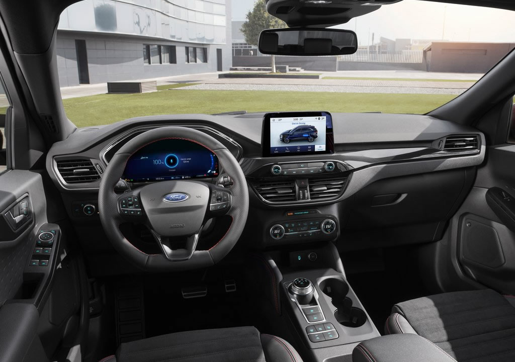 2020 Yeni Kasa Ford Kuga İç Fotoğrafları