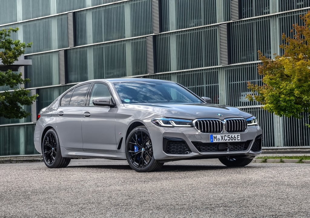 2021 Yeni BMW 545e xDrive Sedan Özellikleri