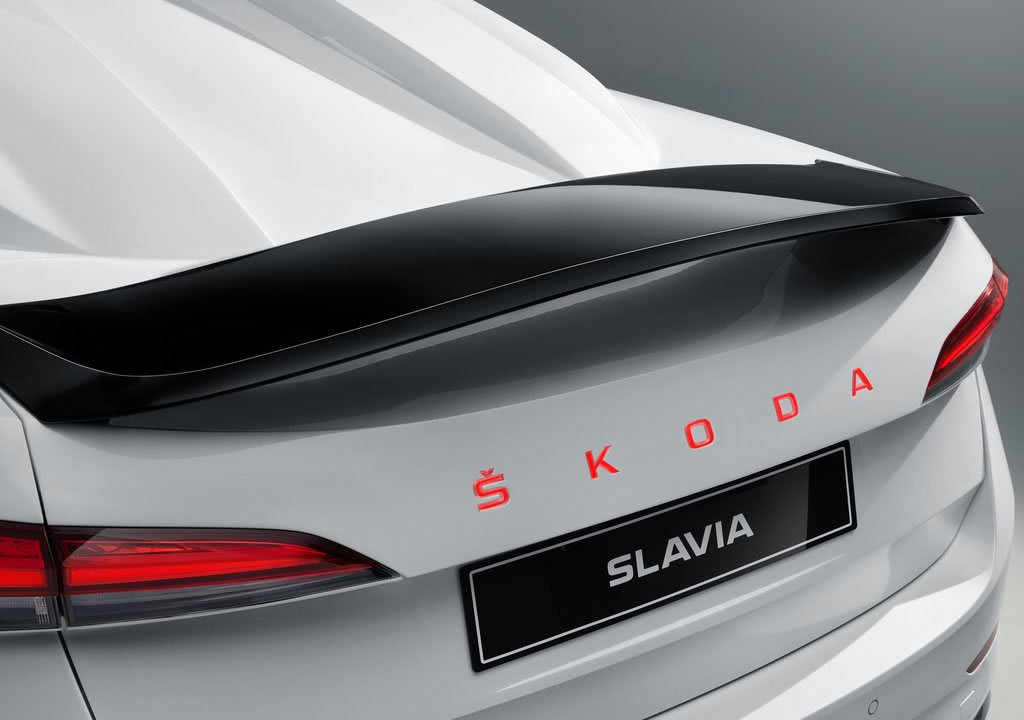 Yeni Skoda Slavia Fotoğrafları