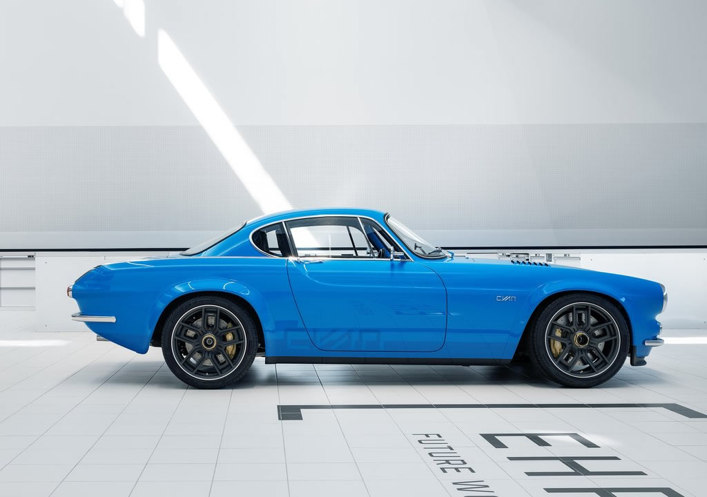 2021 Volvo P1800 Cyan Fotoğrafları