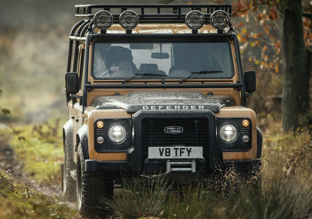 2021 Land Rover Defender Works V8 Trophy Fotoğrafları