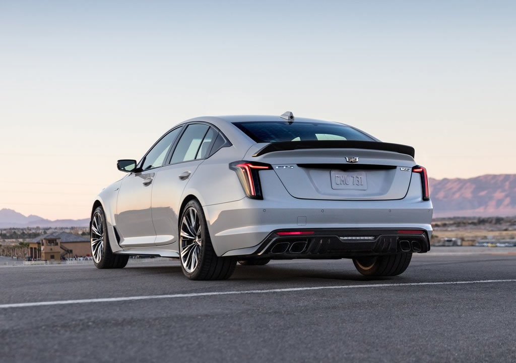 2022 Cadillac CT5-V Blackwing Teknik Özellikleri