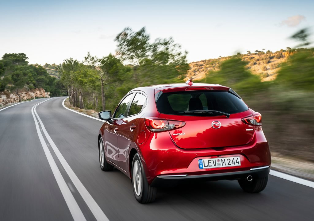 2021 Yeni Mazda 2 Fotoğrafları