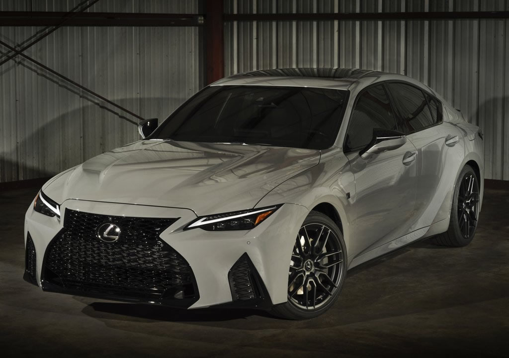 2022 Yeni Lexus IS 500 Launch Edition Özellikleri