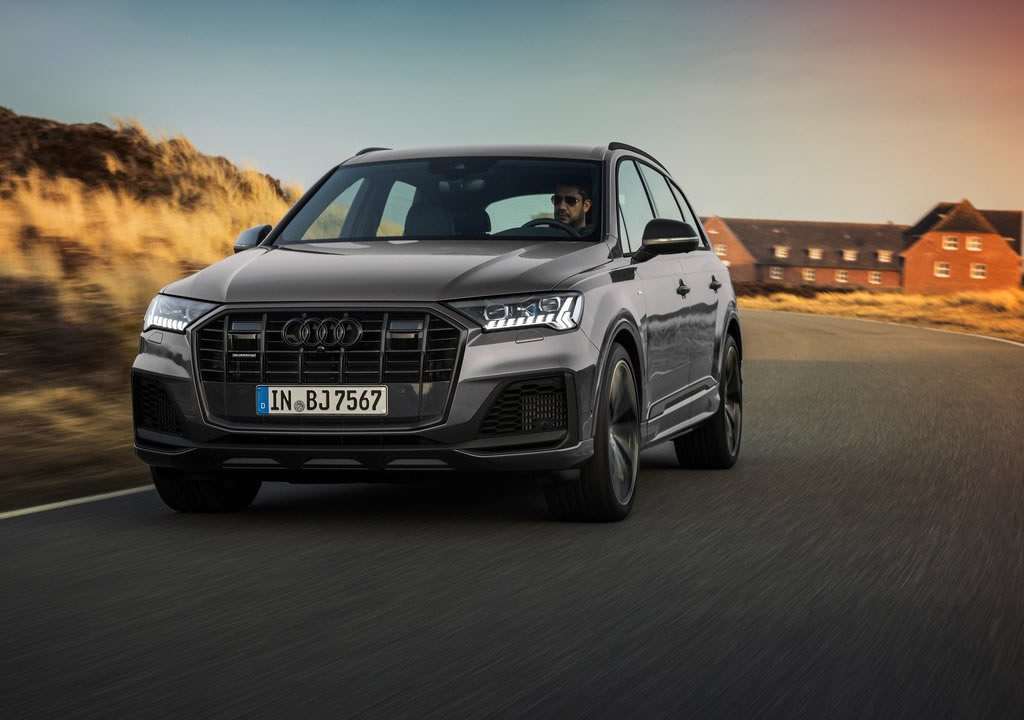 2022 Yeni Audi Q7 competition plus Özellikleri