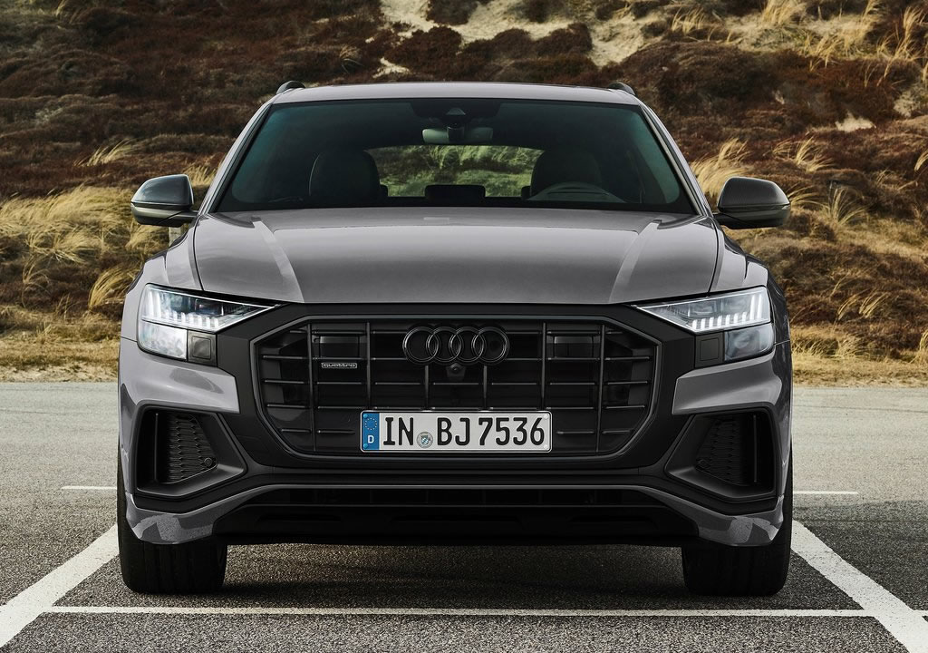 2022 Yeni Audi Q8 competition plus Fotoğrafları