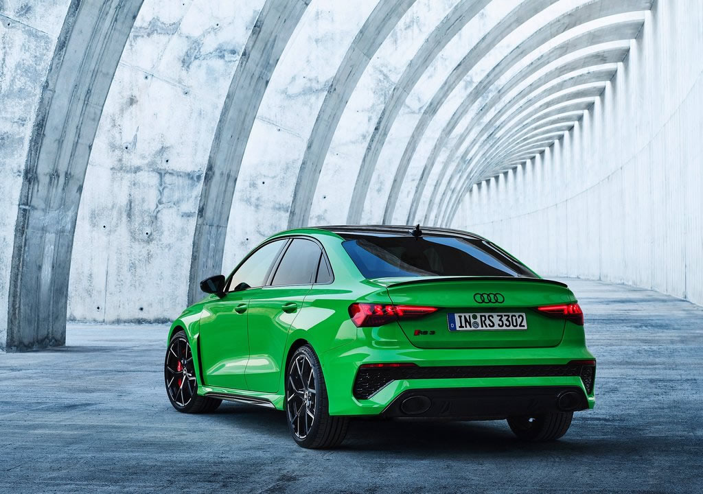 2022 Yeni Kasa Audi RS3 Sedan Özellikleri