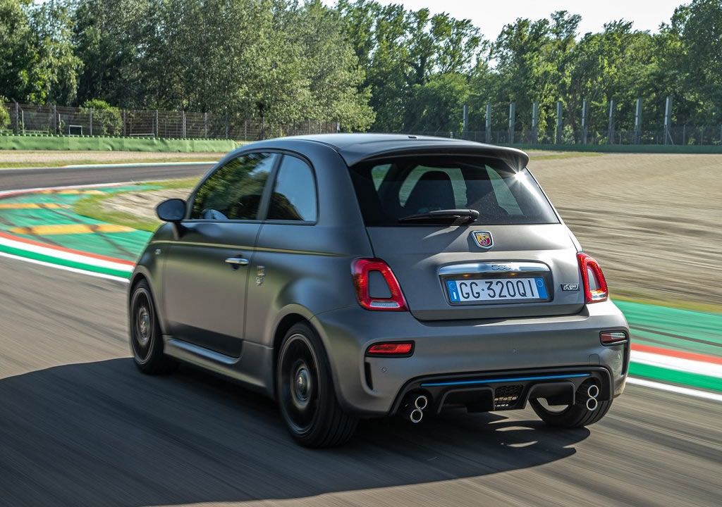 2022 Fiat F595 Abarth