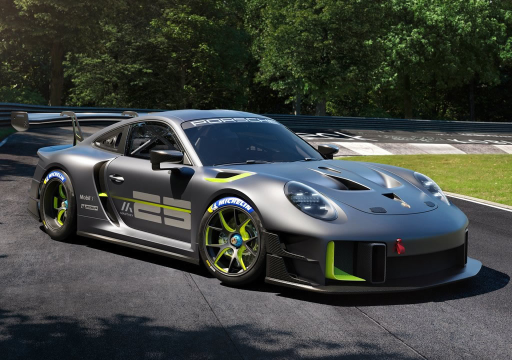 700 PS’lik 2022 Porsche 911 GT2 RS Clubsport 25 Tanıtıldı