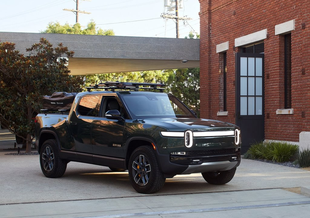 2022 Rivian R1T Teknik Özellikleri