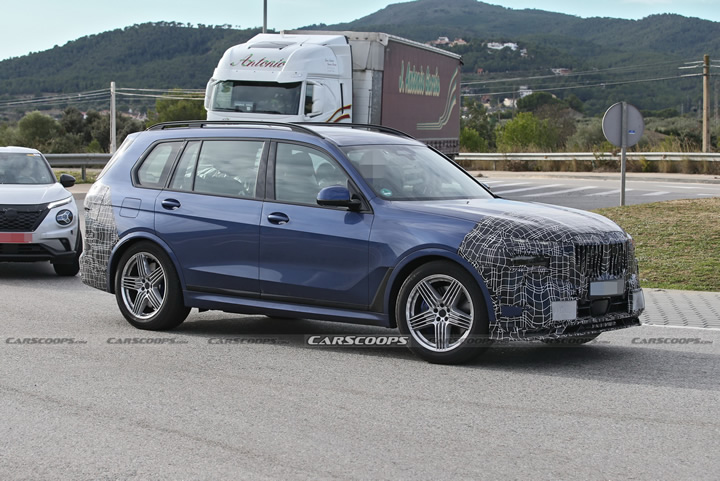 Makyajlı 2023 BMW X7