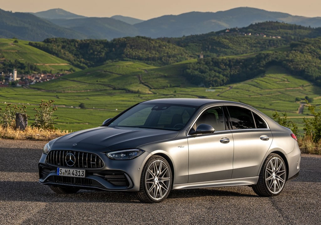 2023 Mercedes-Benz C43 AMG 0-100 km/s