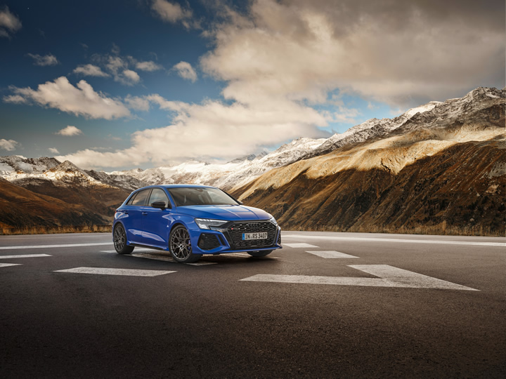 2023 Audi RS 3 Performance Edition