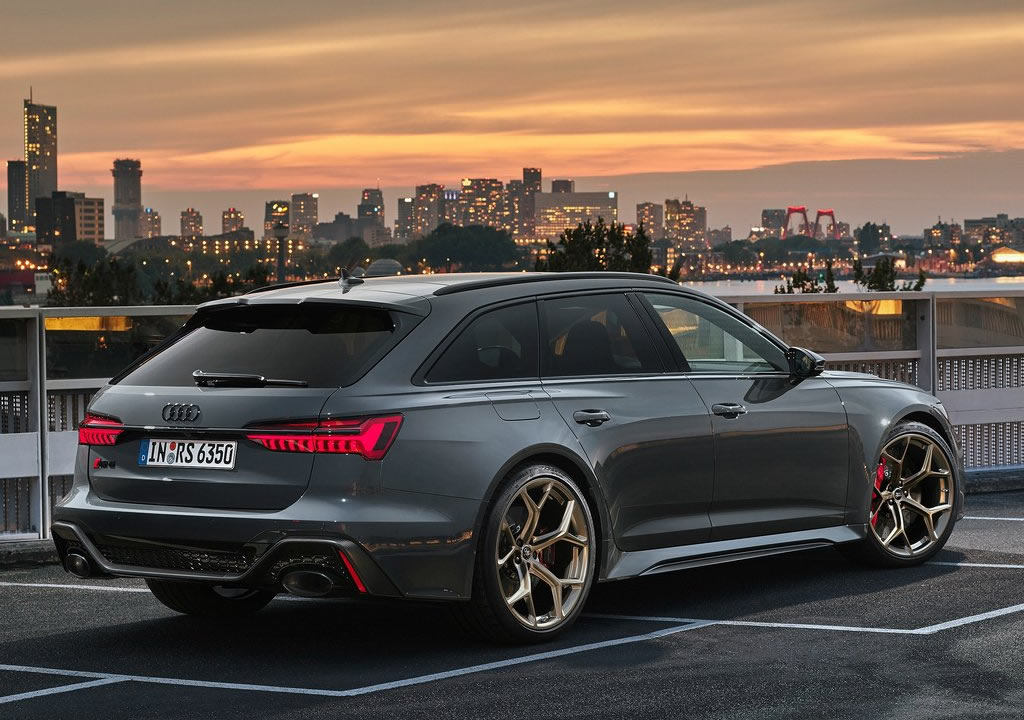 2023 Audi RS6 Avant Performance Özellikleri