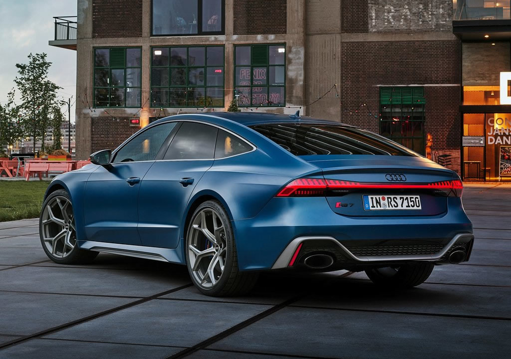 2023 Yeni Audi RS7 Sportback Performance Özellikleri