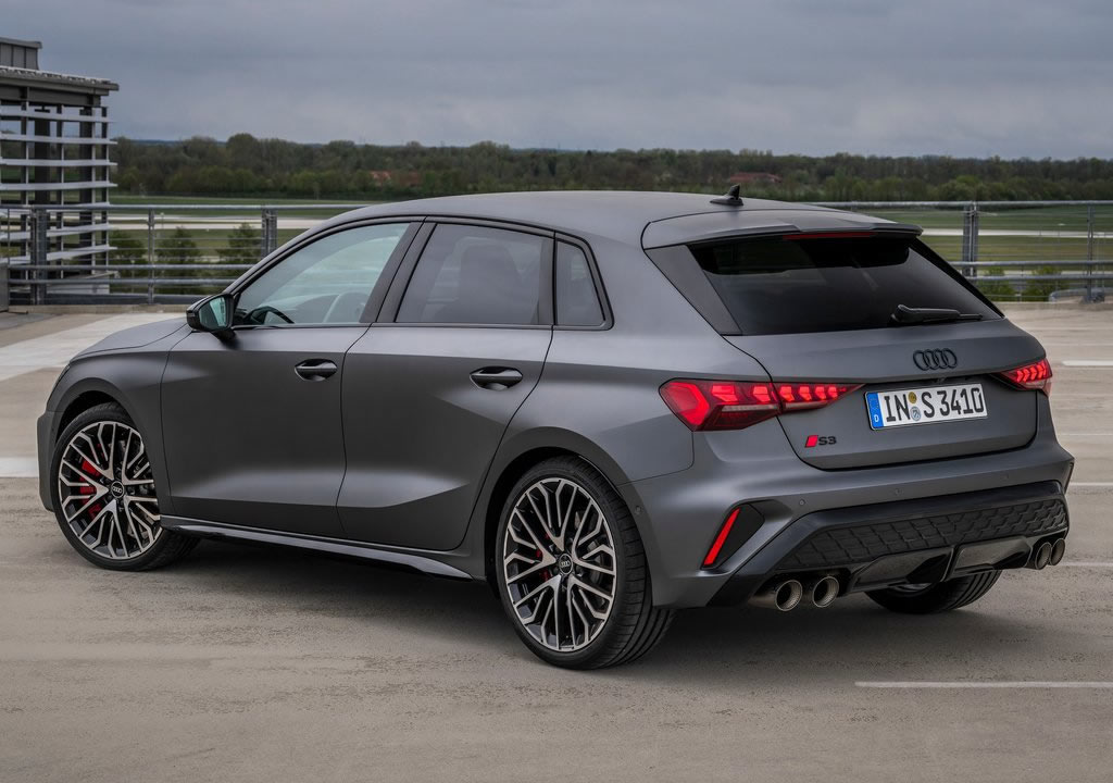 2025 Audi S3 Sportback Özellikleri