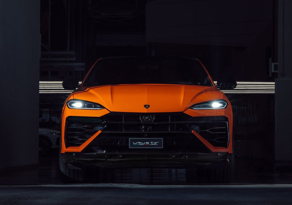 2025 Lamborghini Urus SE Hızlanması