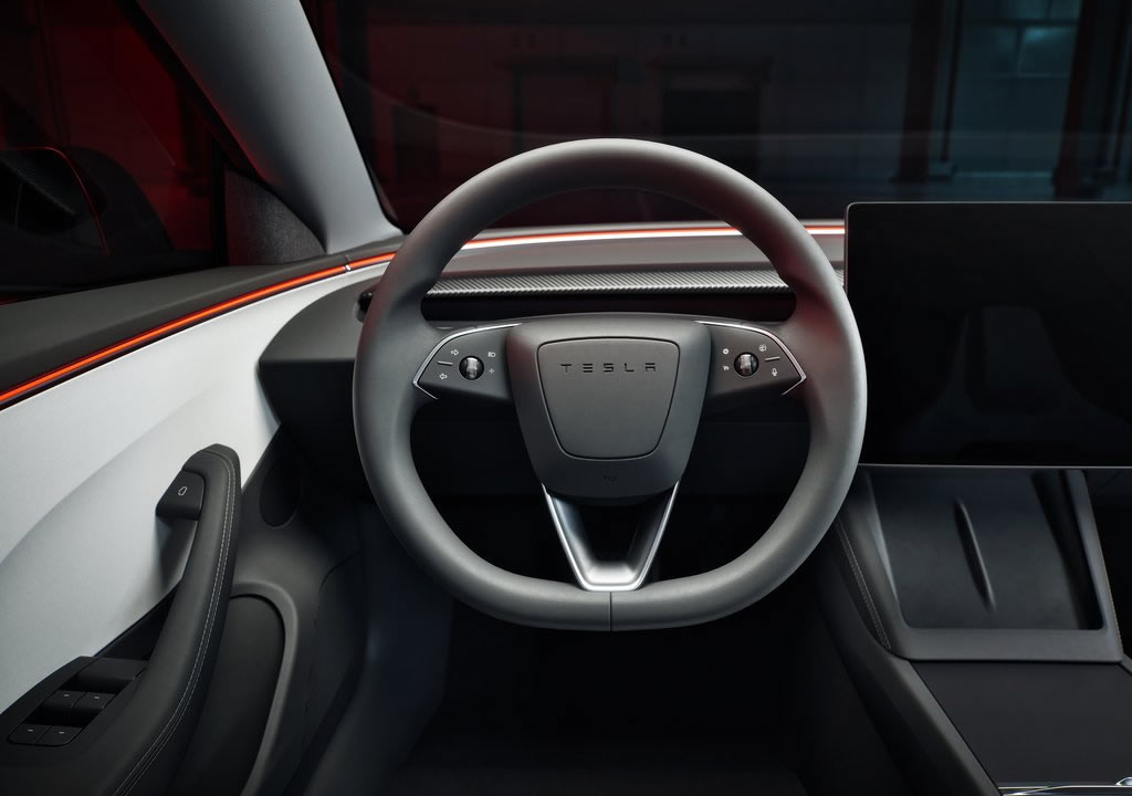 2025 Tesla Model 3 Performance Kokpiti